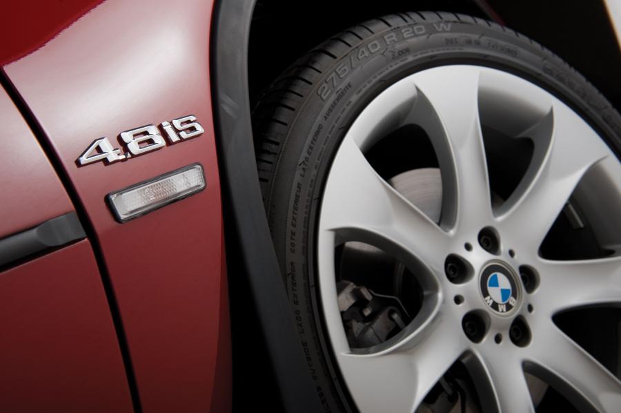 Детали экстерьера BMW X5 4.8is 2004 года  (NA) (фото 7 из 73)